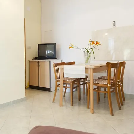 Apartment Mikulic Duce